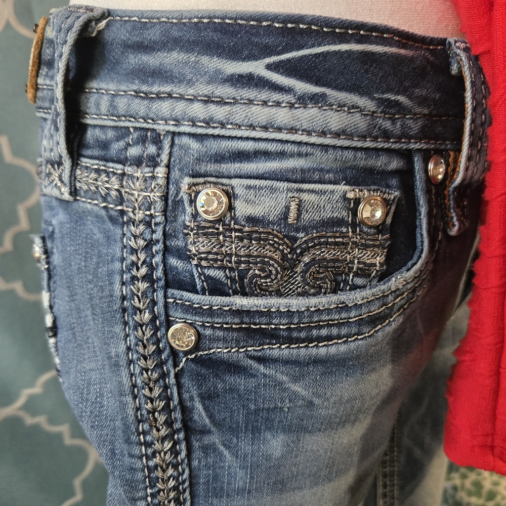 Rock Revival Blue Straight Leg Jeans with Vintage Appeal - Picture 5 of 9